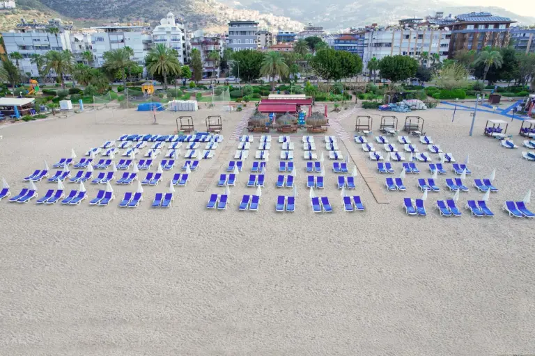 Kleopatra Beach 8