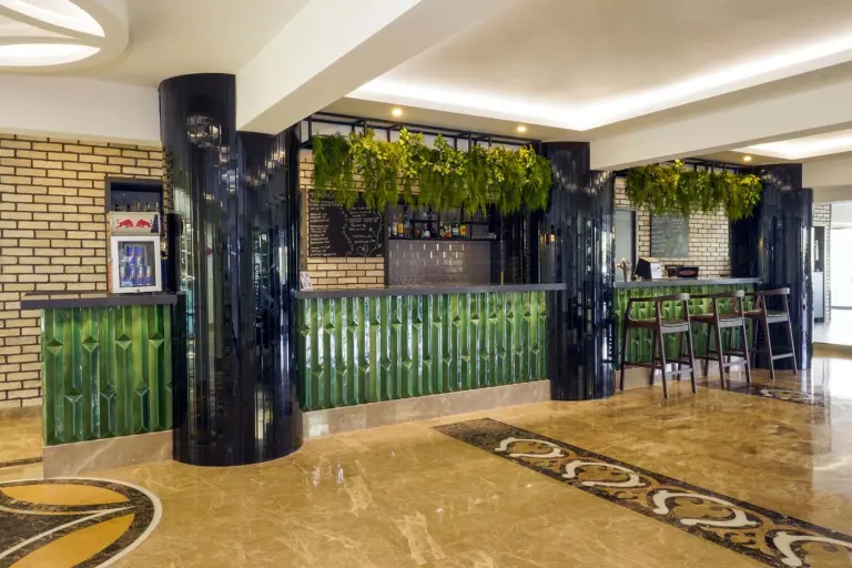 Restoran & Bar